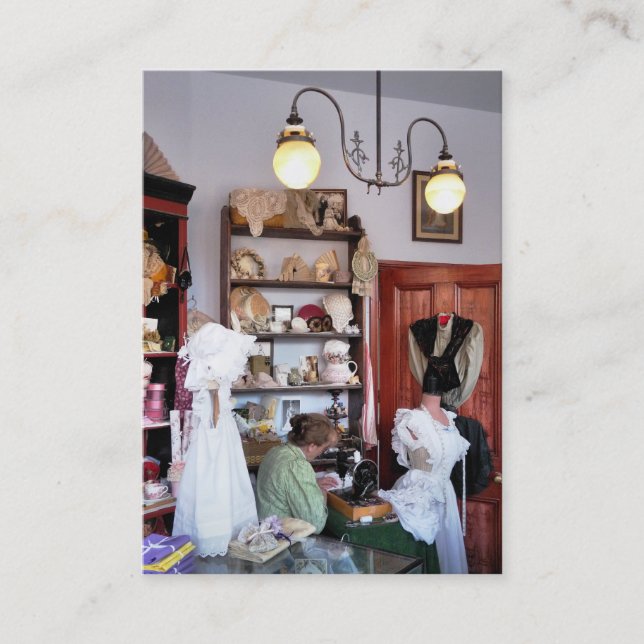 VICTORIAN ENGLAND VISITKORT (Framsida)