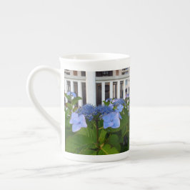 Victorian Hydrangea och Porch - Martha's Vineyard Benporslin Mugg