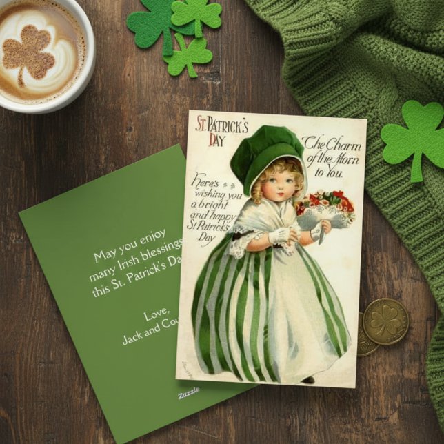 Victorian St. Patrick's Day Girl Anpassningsbar Vi Julkort (Victorian St. Patrick's Day Girl Custom Vintage Holiday Card. Add your name & a special message)