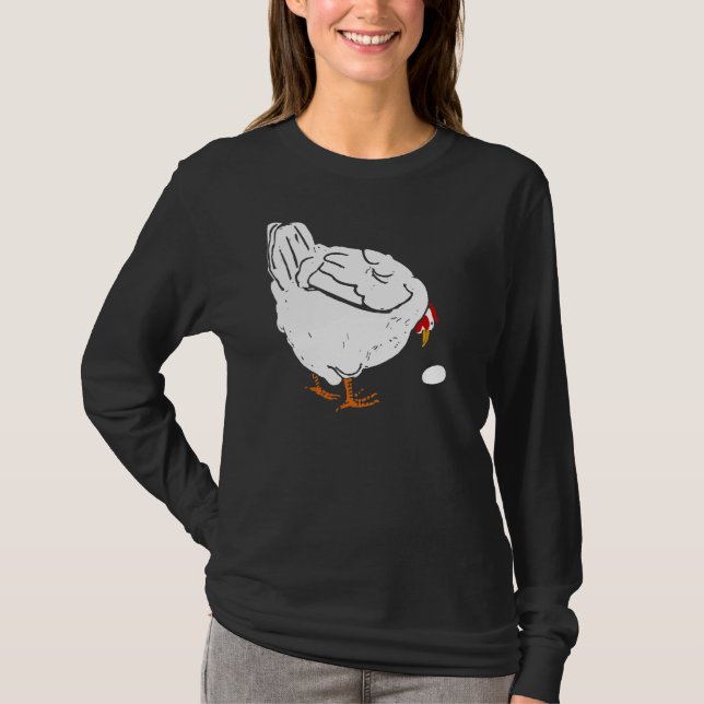 Victorian Woodcut Chicken Hen and Egg On T Shirt (Framsida)