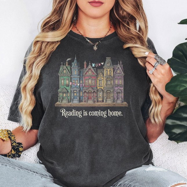 Victorianska hus med läscitatskonst t shirt (Skapare uppladdad)