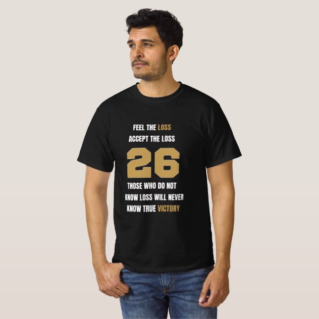 Victory 2026: Fotbollslegend Athletic Gold Tee (Hel framsida)