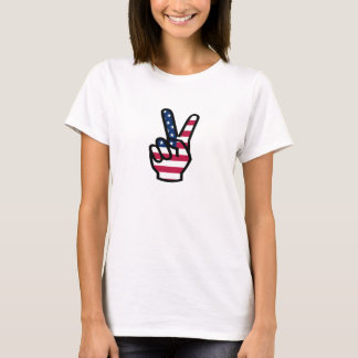 Victory Sign with American Flagga T-shirt