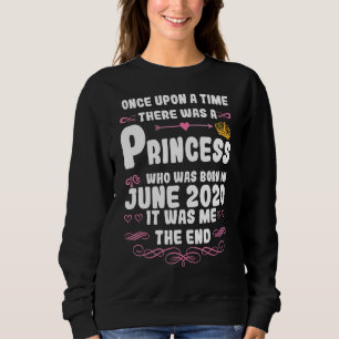 Vid en gång hölls en prinsessa i juni 2020 Bi T Shirt