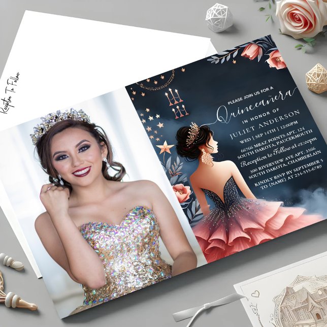Vid Glam Boll Gown Spark Mörk Navy Blue Quinceaner Inbjudningar (Skapare uppladdad)