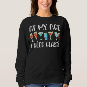 Vid min ålder behöver jag glasögon Vin Retro-Vinta T Shirt