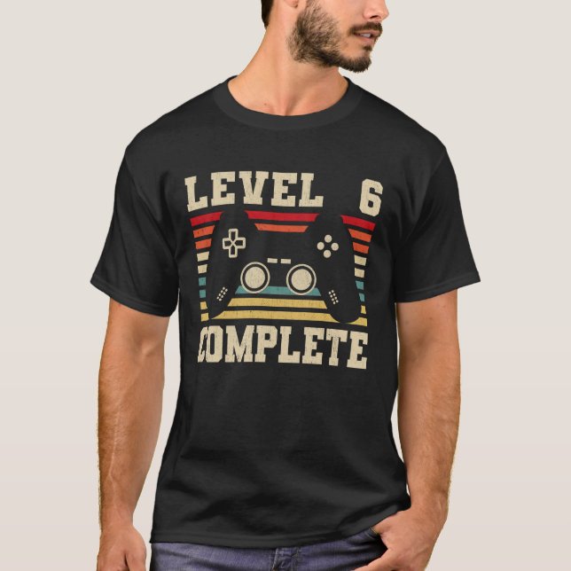 Videospelaren för fulltalig 6e-årsdag, nivå 6 t shirt (Framsida)