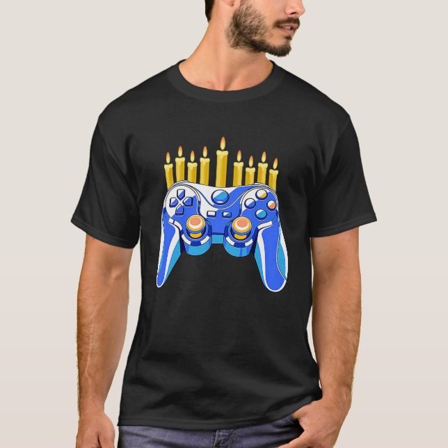 Videospelskontroll Chanukah Menorah Candelabra T Shirt (Framsida)