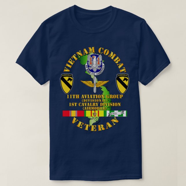 Vietnam Combat Cavalry Veteran w 11:e Aviation Gro T Shirt (Design framsida)