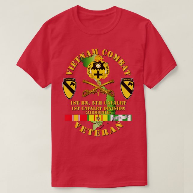 Vietnam Combat Cavalry Veteran w 1st Bn 5th Cav DU T Shirt (Design framsida)