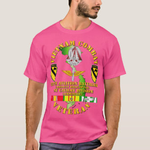 Vietnam Combat Cavalry Veteran w 227 th Aviation B T Shirt
