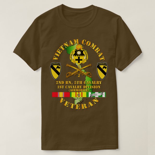 Vietnam Combat Cavalry Veteran w 2nd Bn 5th Cav DU T Shirt (Design framsida)