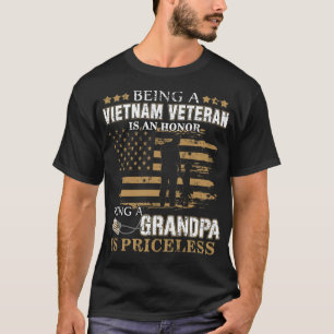 Vietnam Veteran är en hedersmorfar som är gay alpa T Shirt