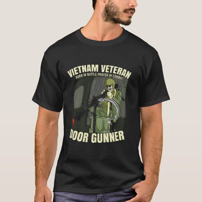 VIETNAM VETERAN DOOR GUNNER T Shirt (Framsida)