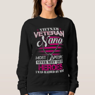Vietnam Veteran Nana Raised By My Hero  Veteran Da T Shirt