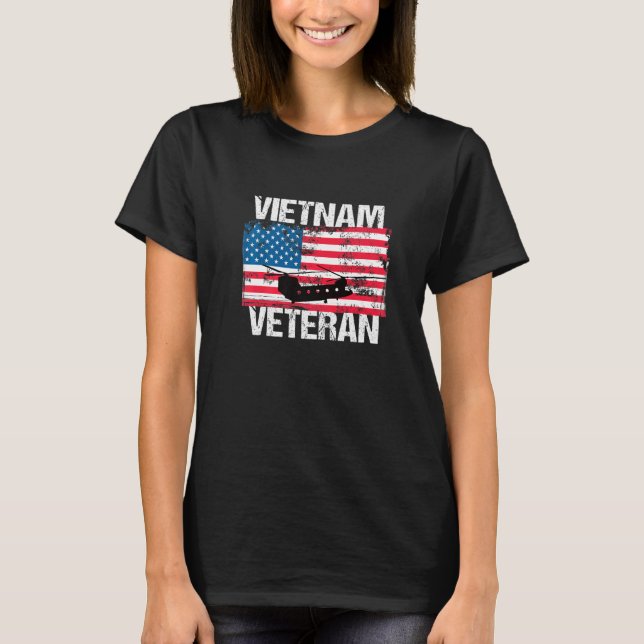 Vietnam Veteran Transport Helicopter  US Flag T Shirt (Framsida)