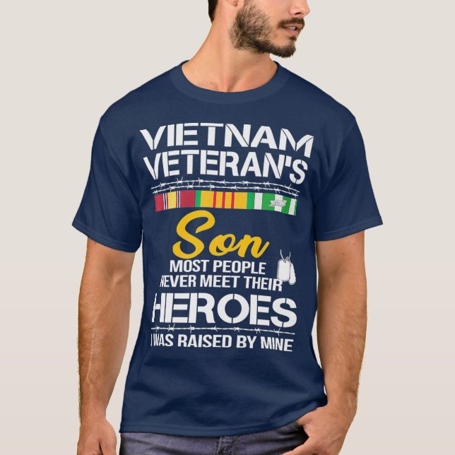 Vietnam Veterans Son   Vietnam Vet  Premium T Shirt (Framsida)