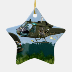 Vietnamkriget sätta en klocka på Huey. Julgransprydnad Keramik