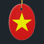 Vietnams Flagga Gult Star Oval Ornament<br><div class="desc">Vietnam Flagga på ovala keramiska prydnadsämnen. Matchande kontorsprodukter,  hemprodukter med mera...  Glöm inte hela samlingen.</div>