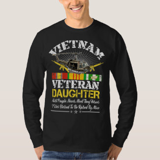Vietnams veterinärdotter som togs upp av min Hero  T Shirt