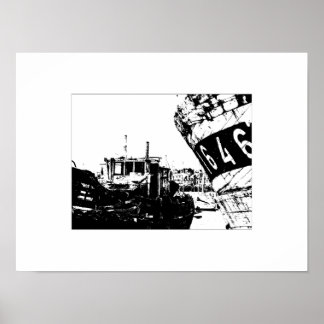 Vieux bateaux en Bretagne Poster