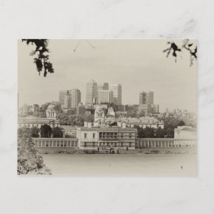 View of Canary Wharf from Greenwich, London Vykort