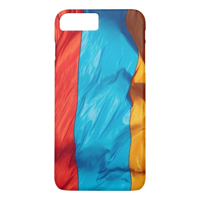 Viftande flagga av Armenien Case-Mate iPhone Skal (Baksida)