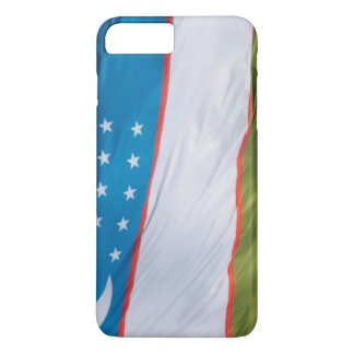 Viftande flagga i Uzbekistan