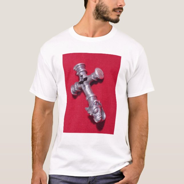 Viking amulett i forma av en kor t shirt (Framsida)