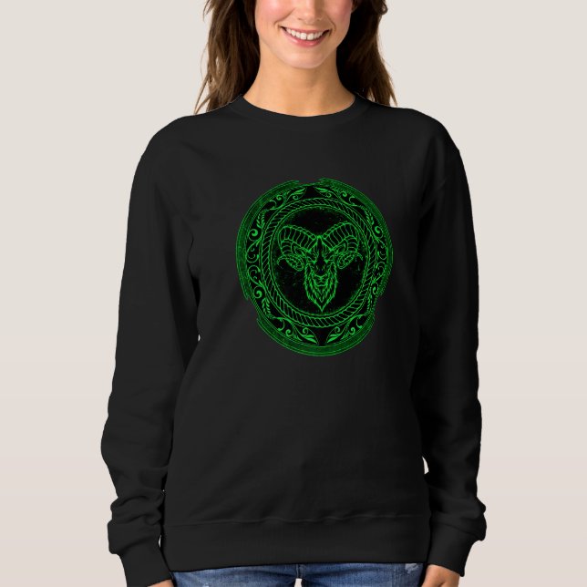 Viking Celtic Ram Aries Zodiac  1 T Shirt (Framsida)