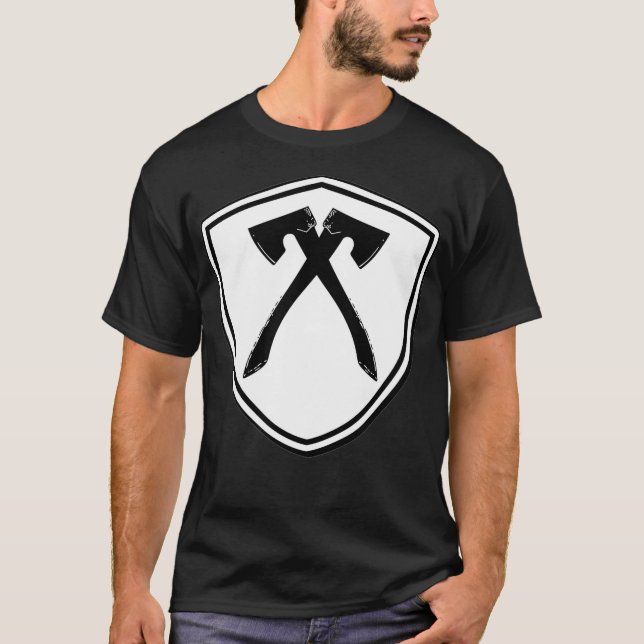 Viking Shield Axe Throwing Vintage Graphic T Shirt (Framsida)