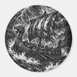 Vikinglångskepp i storm — Ink Saga Art Magnet