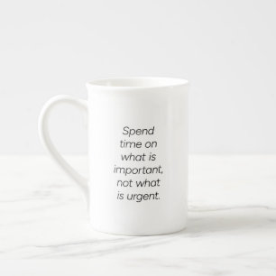 Viktig specialmugg benporslin mugg