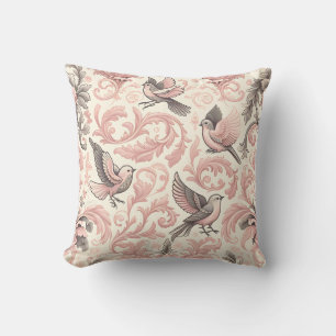 Viktorianska viary: A Rosa Pastel Garden Kudde