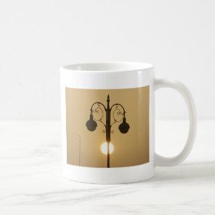 Viktoriskt diagram: Vintage Streetlight-lampsposte Kaffemugg