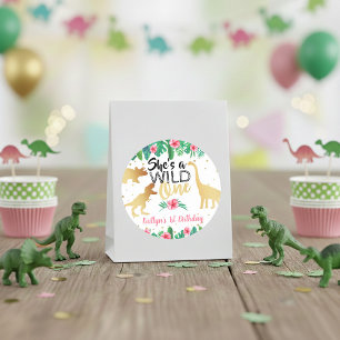 Vild 1 Dinosaur Girls 1:a födelsedag Runt Klistermärke