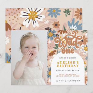 Vild 1 Groovy Boho Blommigt 1:a födelsedagsfoto Inbjudningar