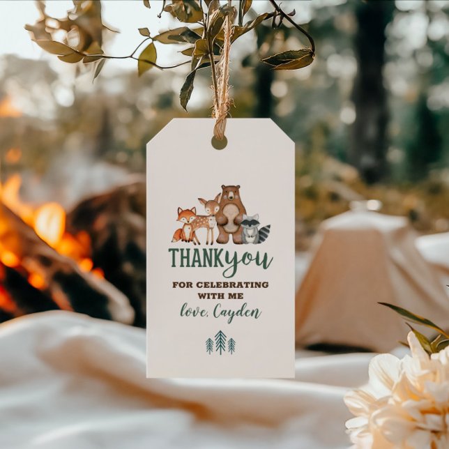 Vild 1: Trädjur Första födelsedag Gift Presentetikett (Skapare uppladdad)