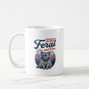 Vild 250 och fri tvättbjörn patriotisk vektordesig kaffemugg
