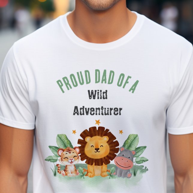 Vild Adventurer Jungle Safari Animals Birthday T Shirt (Skapare uppladdad)