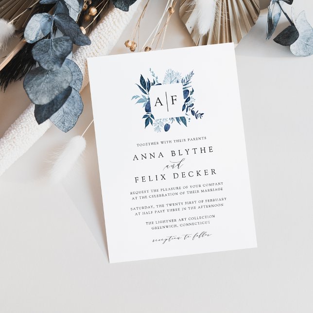 Vild Azure Monogram bröllopsinbjudan Inbjudningar (Skapare uppladdad)