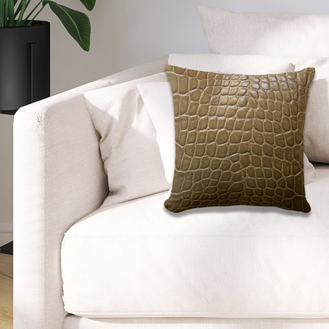vild beige brun alligator krokodilläder kudde (wild beige brown alligator crocodile leather throw pillow)
