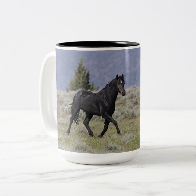 Vild Black Stallion Mugg (Framsida vänster)