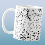 Vild - blomma, monokrom modern kaffemugg<br><div class="desc">Modern svartvit och svartvit vildblomma mönster. Originalkonst av Nic Squirrell.</div>