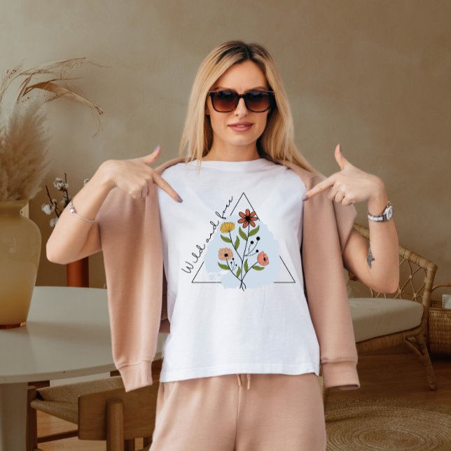 Vild blomst  t shirt (Skapare uppladdad)