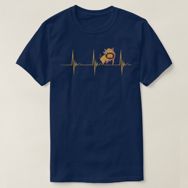 Vild Boar Hunting Grisar Heartslag EKG Pulse Vild  T Shirt (Design framsida)