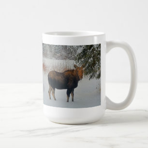 Vild Canadian Moose Cow in Winter Snö IV Kaffemugg