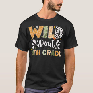 Vild Efter 4E Klass Första Skoldagen Pojke Flicka T Shirt