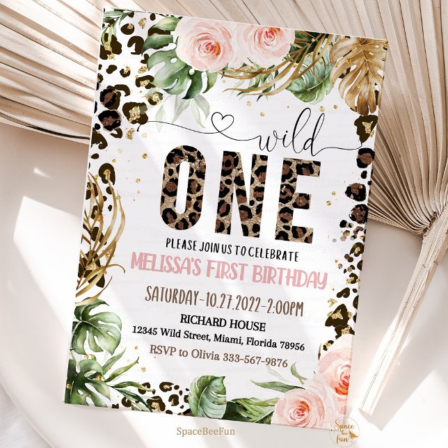 Vild En födelsedagsleopard Skriv ut Vilden Jungle  Inbjudningar (safari leopard print birthday, jungle theme birthday, animal print birthday decor, leopard print par)
