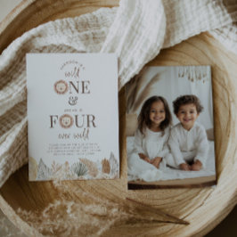 Vild En och Fyra Alltid Vild Gemensam Inbjudan Fot